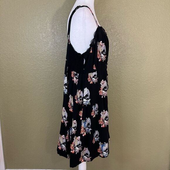 Tripp Women's 2X Corset Slip Dress Black Skull Koi Fish Print Lace Trim Gothic - Picture 3 of 7